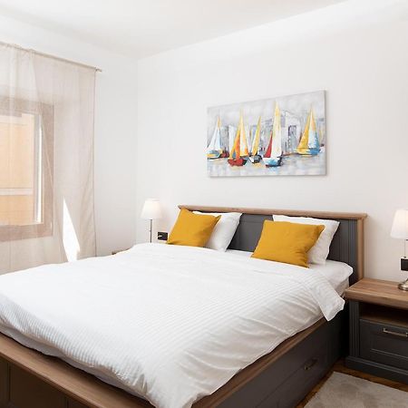 Sena Luxury Apartments Pula Extérieur photo