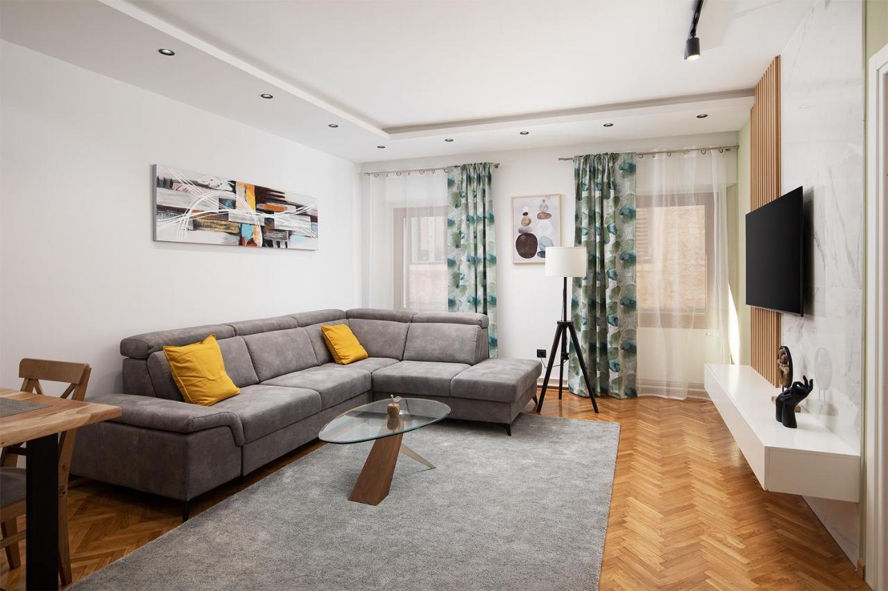 Sena Luxury Apartments Pula Extérieur photo