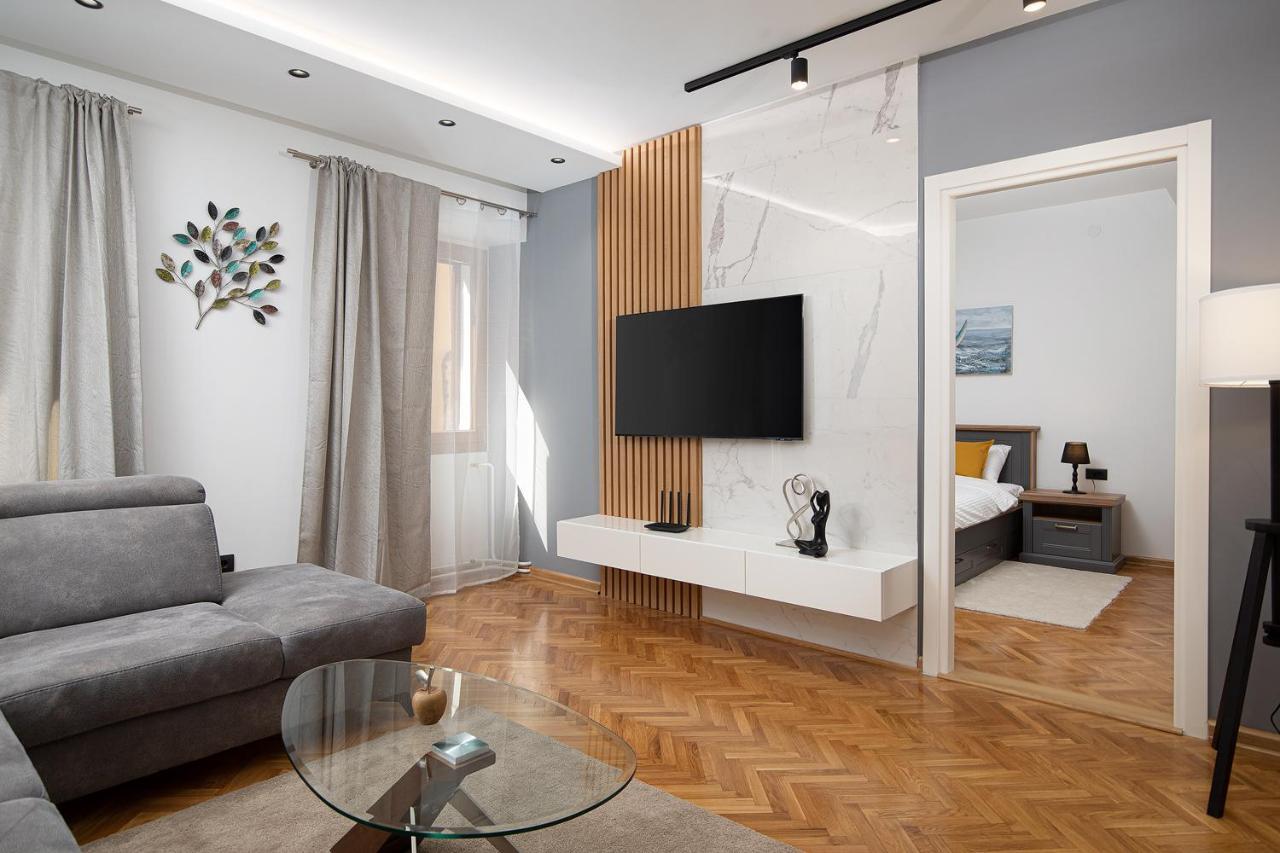 Sena Luxury Apartments Pula Extérieur photo
